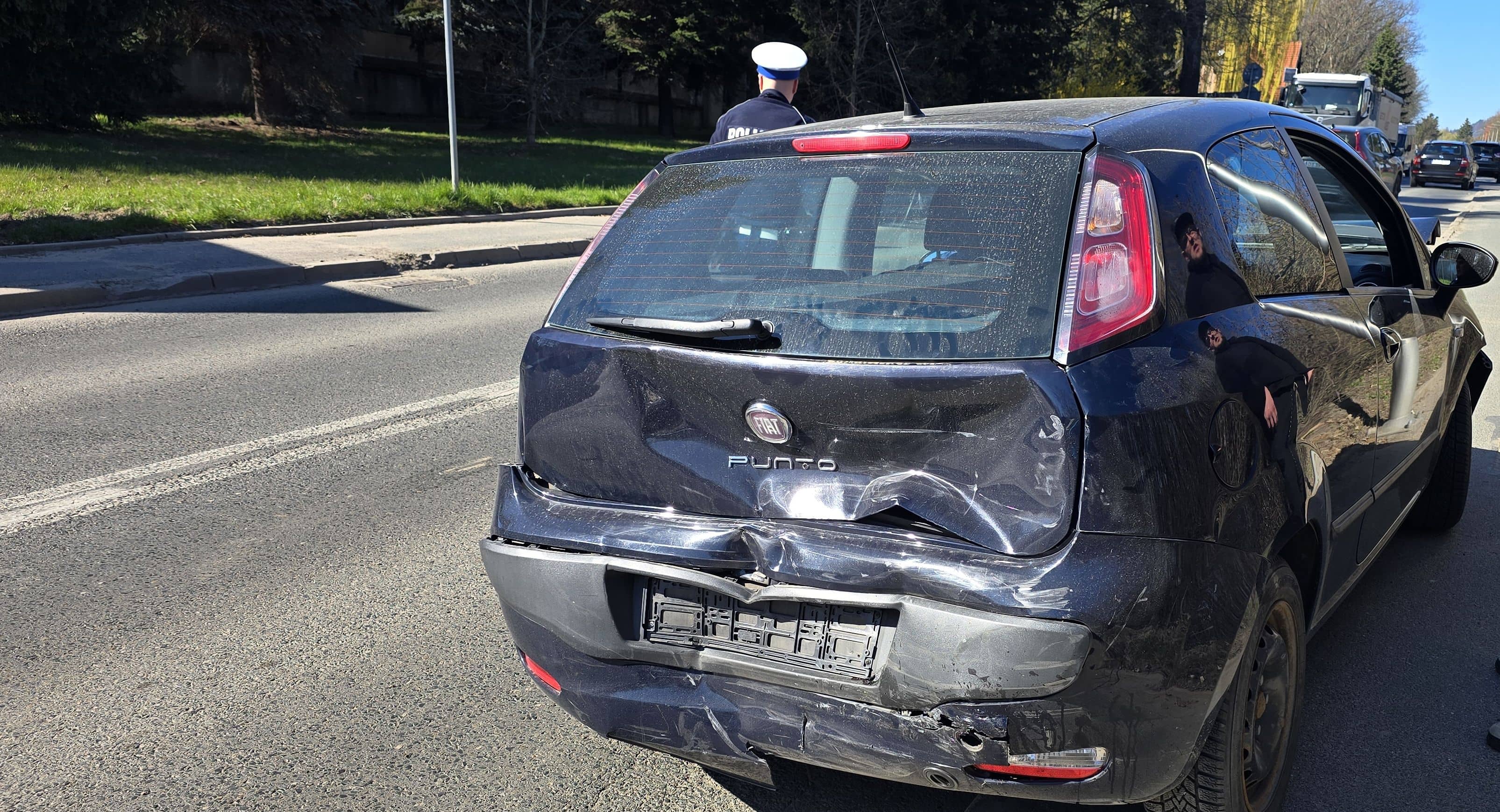 Chwila nieuwagi i...karambol gotowy