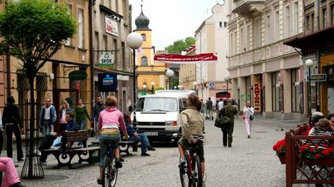 Zakazanie poruszania się rowerami po centrum byłoby absurdem – twierdzą cykliści.