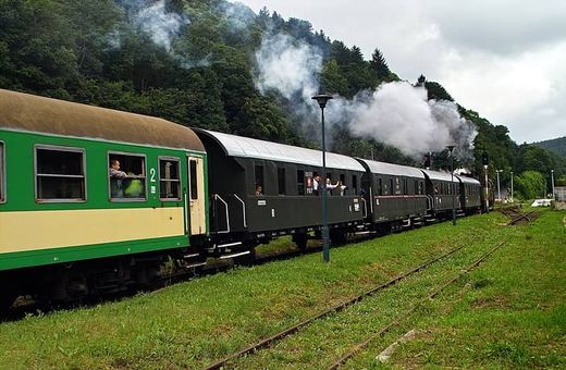 Ostatnio na trasie z Jeleniej Góry do Lwówka jechał pociąg retro, 13 lipca ruszy Pociąg Waloński.