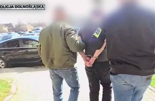 Krwawy atak w hostelu