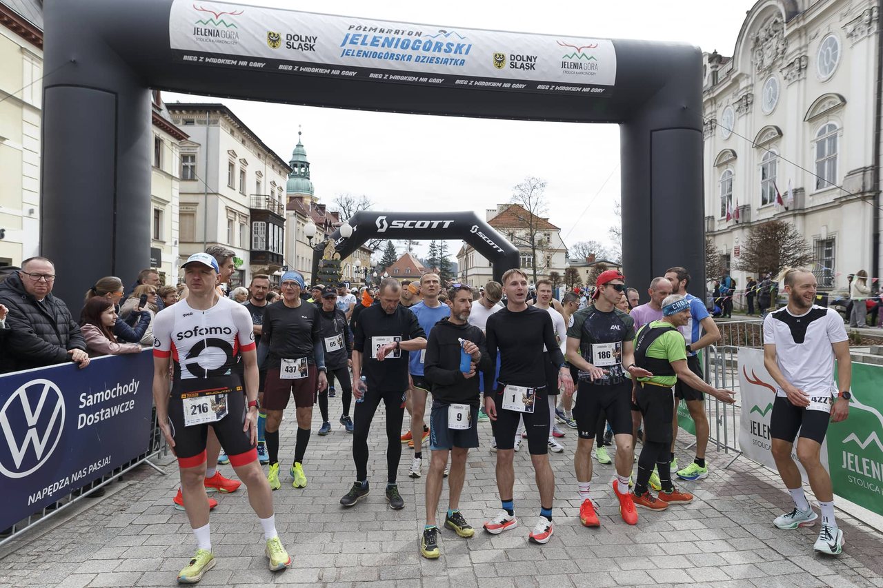 Powiat karkonoski oczami biegaczy