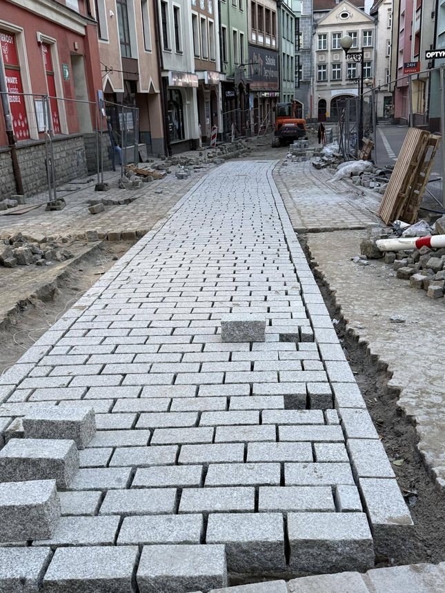 Plac budowy w sercu Jeleniej Góry