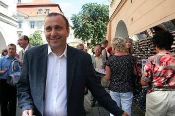 Platforma walczy o poparcie