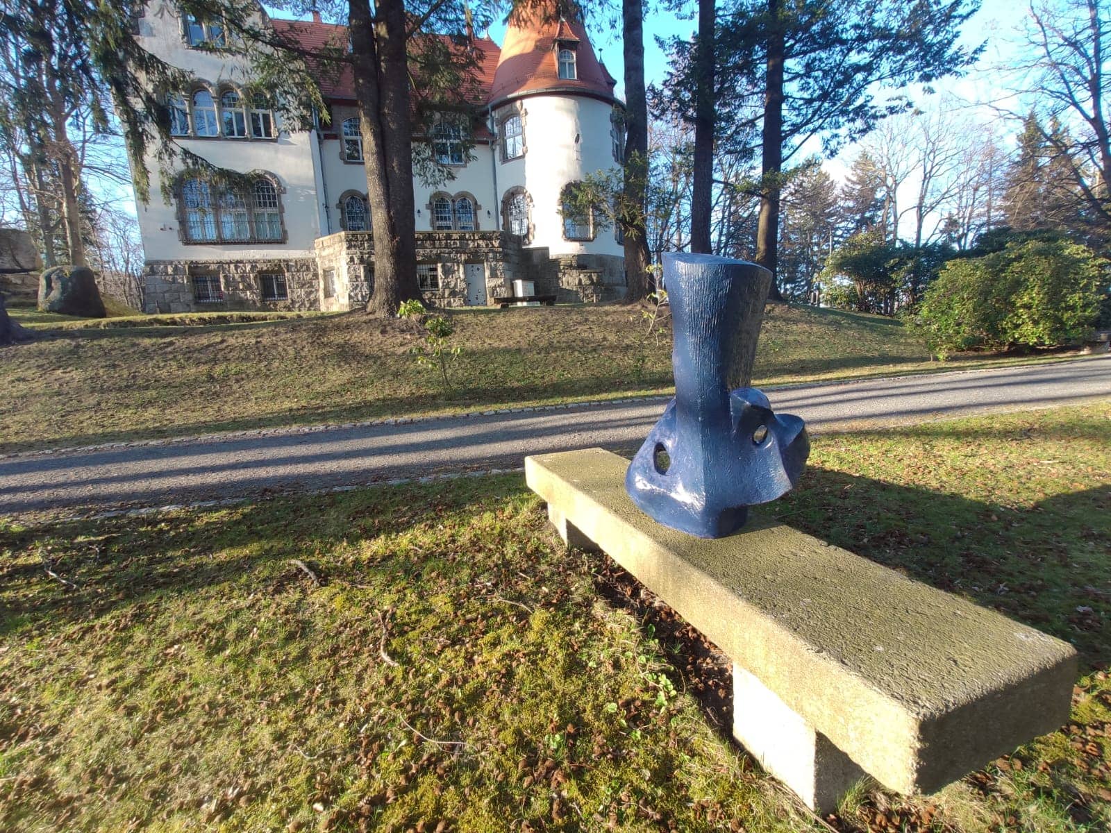 Nowa wystawa: „Między salonem a ogrodem” w Jagniątkowie