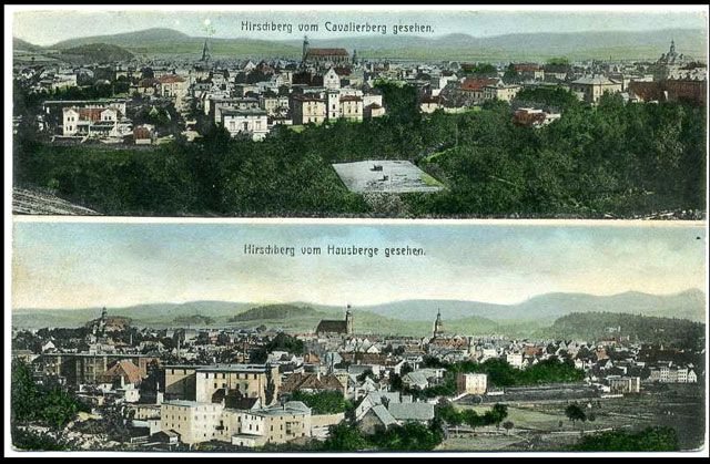Kościół Łaski to z lewej, to z prawej: panoramy Jeleniej Góry z przeciwległych wzgórz: Hausbergu i Kavalierbergu (Krzywoustego i Kościuszki).