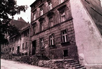 Dawny urok ulicy Górnej.