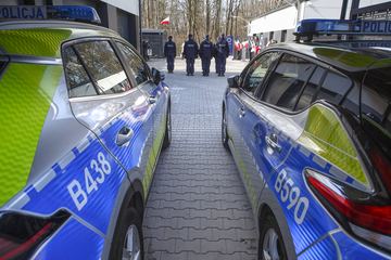 Nowe radiowozy w służbie jeleniogórskiej policji
