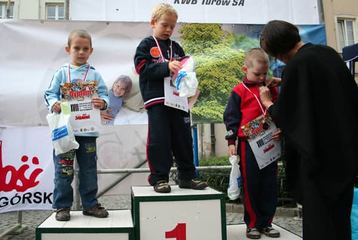 I starsi, i młodsi po puchar "Solidarności"