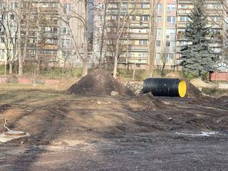 Budują nowe boiska przy "Jedenastce"
