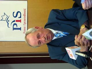 PiS odkrywa karty, ale nie do końca