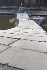 Zapora w rusztowaniach