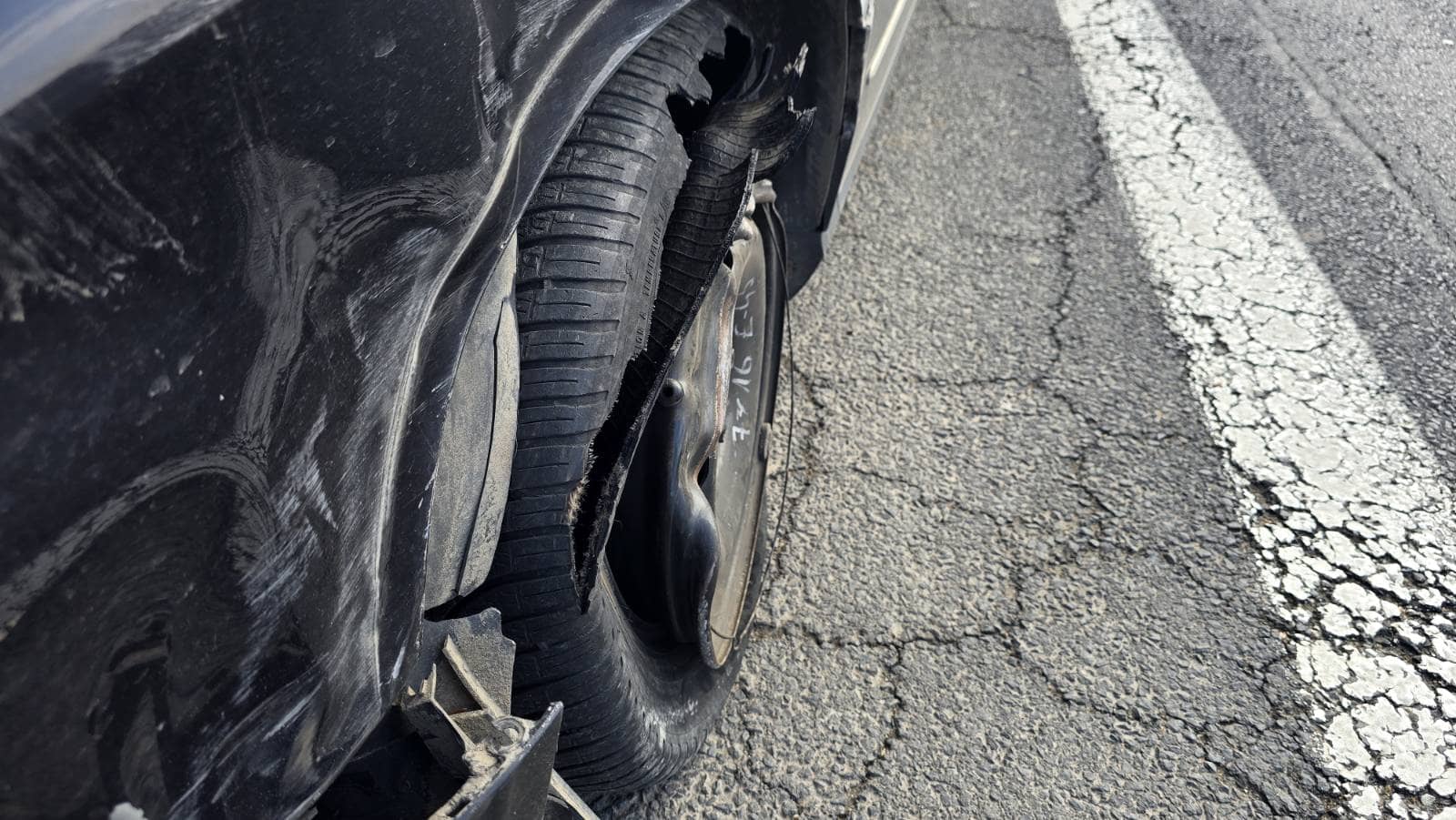 Passat z Audi starli się bokiem