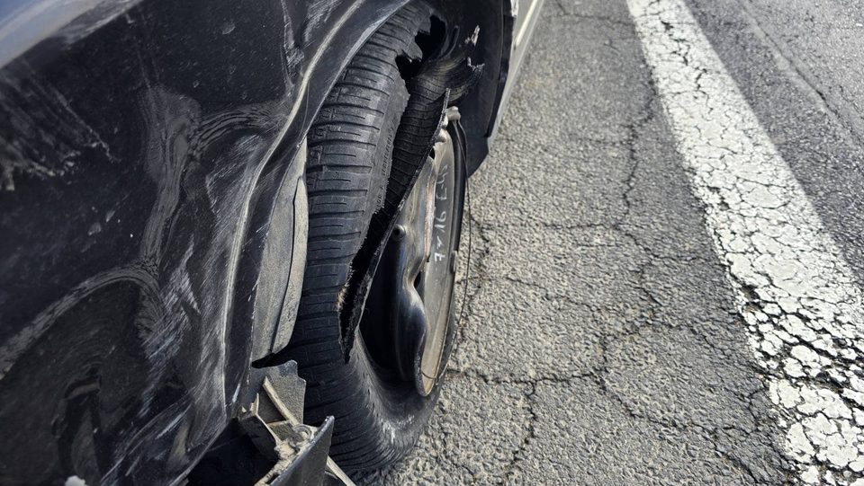 Passat z Audi starli się bokiem