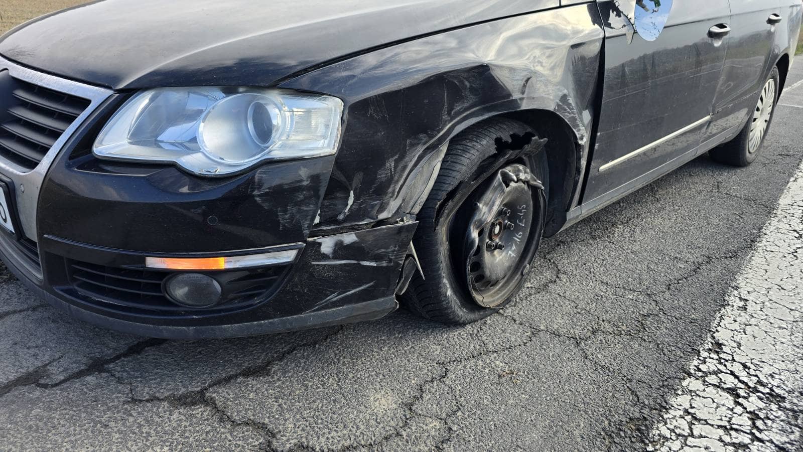 Passat z Audi starli się bokiem