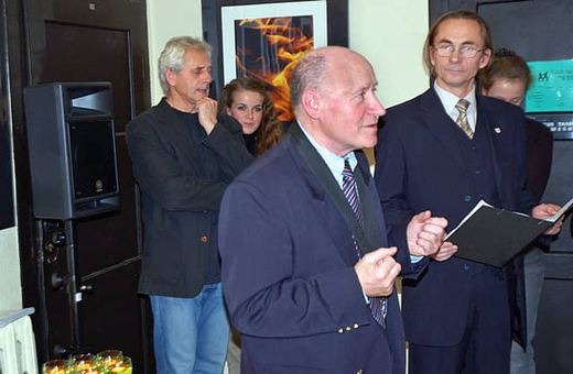 Żywioły w klatce