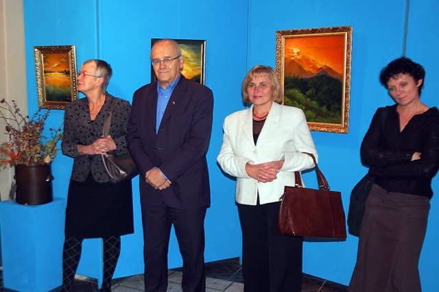 Świat wspólnie namalowany