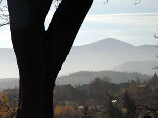 Tłumy na Wszystkich Świętych – wieczorne klimaty