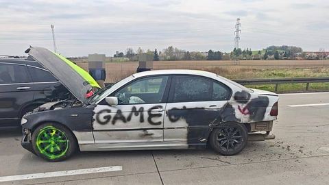 Kierowca BMW uciekał ulicami miasta, a następnie autostradą A4
