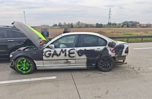 Kierowca BMW uciekał ulicami miasta, a następnie autostradą A4
