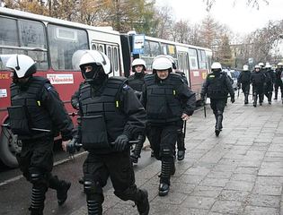 Górnik Wałbrzych wygrywa w piłkarskiej "świętej wojnie"