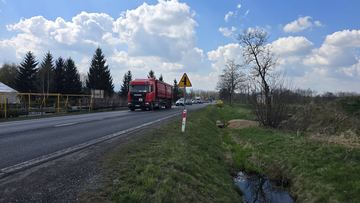 Zderzenie Forda i Nissana w Radomierzu