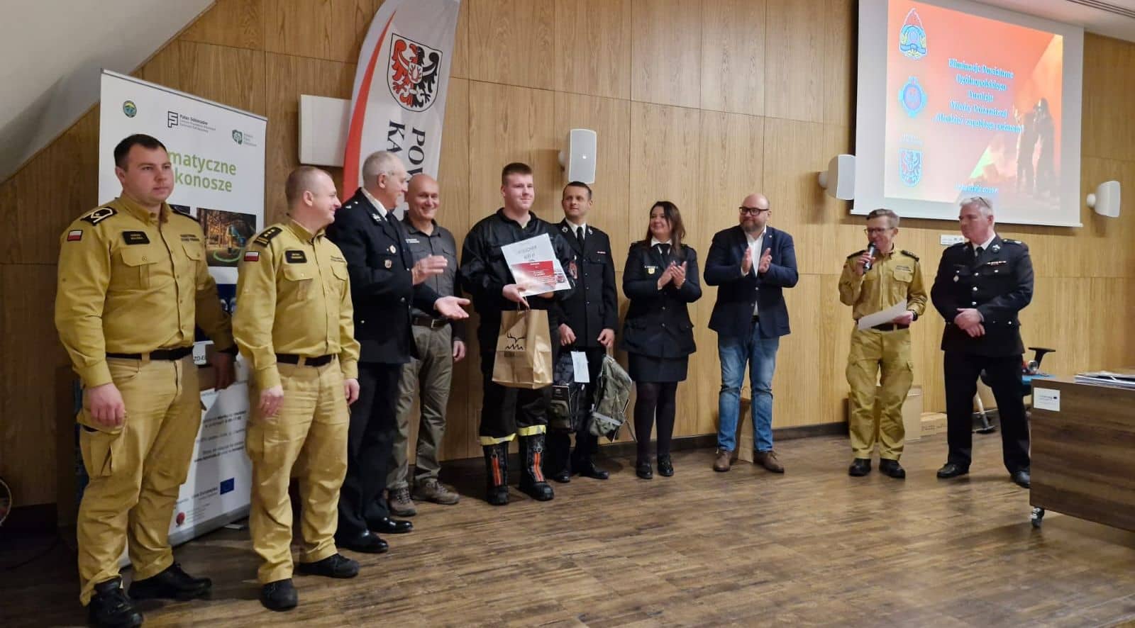 Młodzież rywalizowała w turnieju pożarniczym
