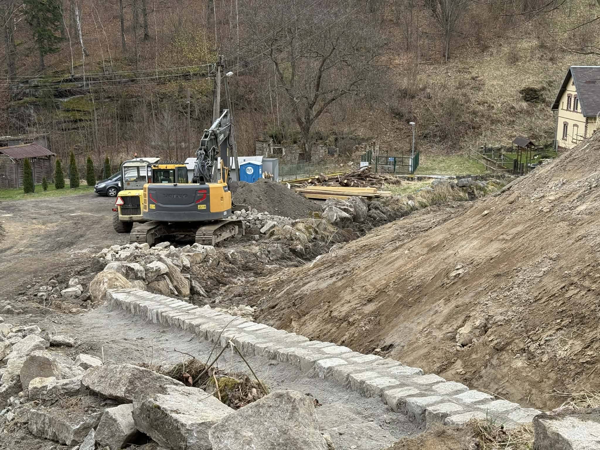Remontują ulicę Pod Chojnikiem