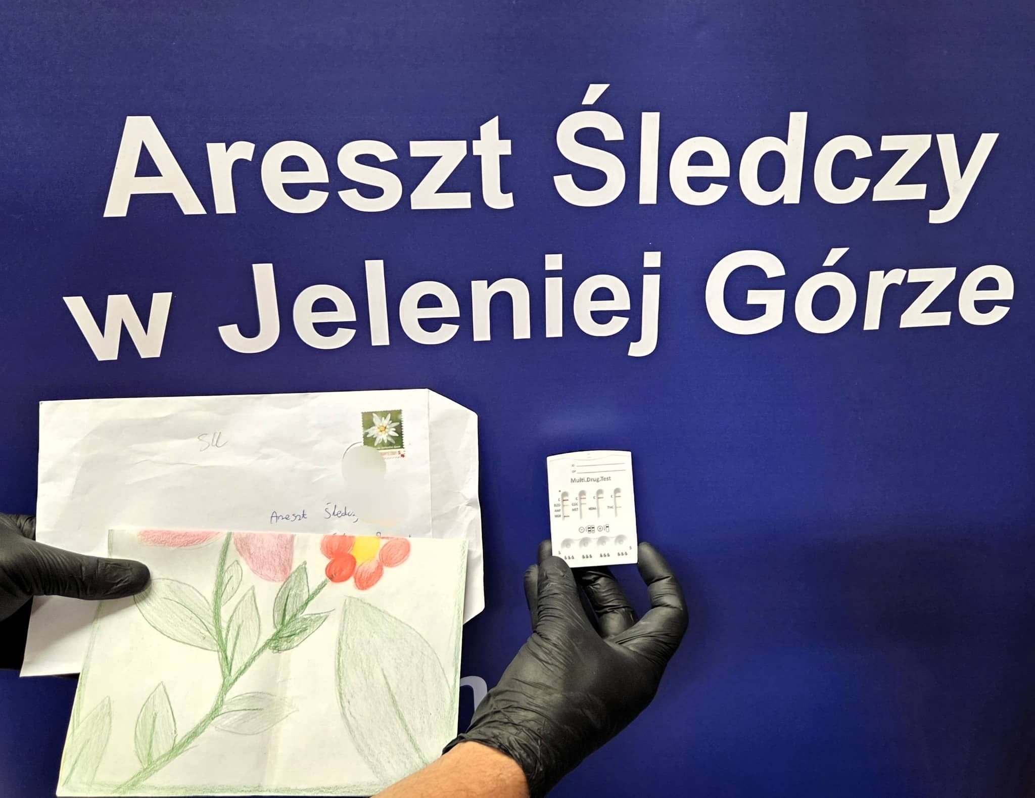 Amfetamina w laurce za kraty