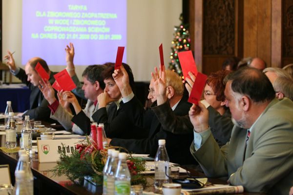 Rada powiedziała „nie”, ale woda i tak podrożeje