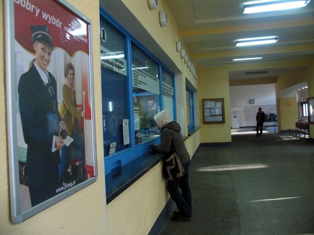 Niedziela na Głównym – felieton ilustrowany