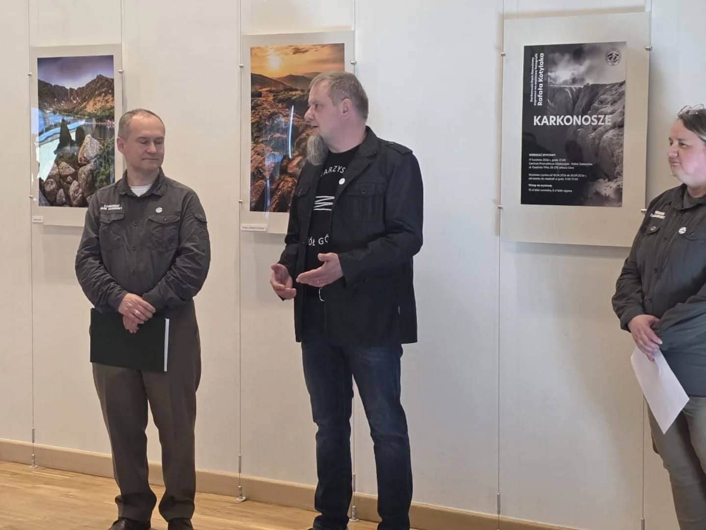 Wernisaż wystawy fotograficznej w Centrum Przyrodniczo – Edukacyjnym KPN