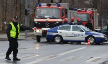 Wypadki i kolizje – trudne warunki na drogach