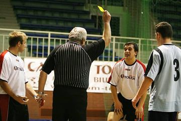 II liga MOS w futsalu: zwycięstwa faworytów
