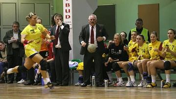 Finepharm Carlos wygrał derby w wojnie nerwów – video