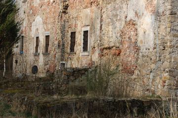 Miasto przejęło Dwór Czarne