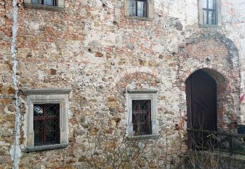 Miasto przejęło Dwór Czarne