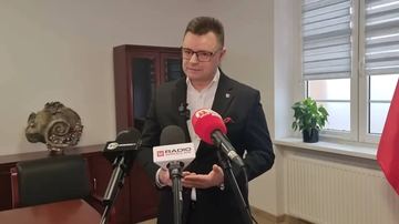 Starosta wyjaśnia w sprawie swojego wykształcenia