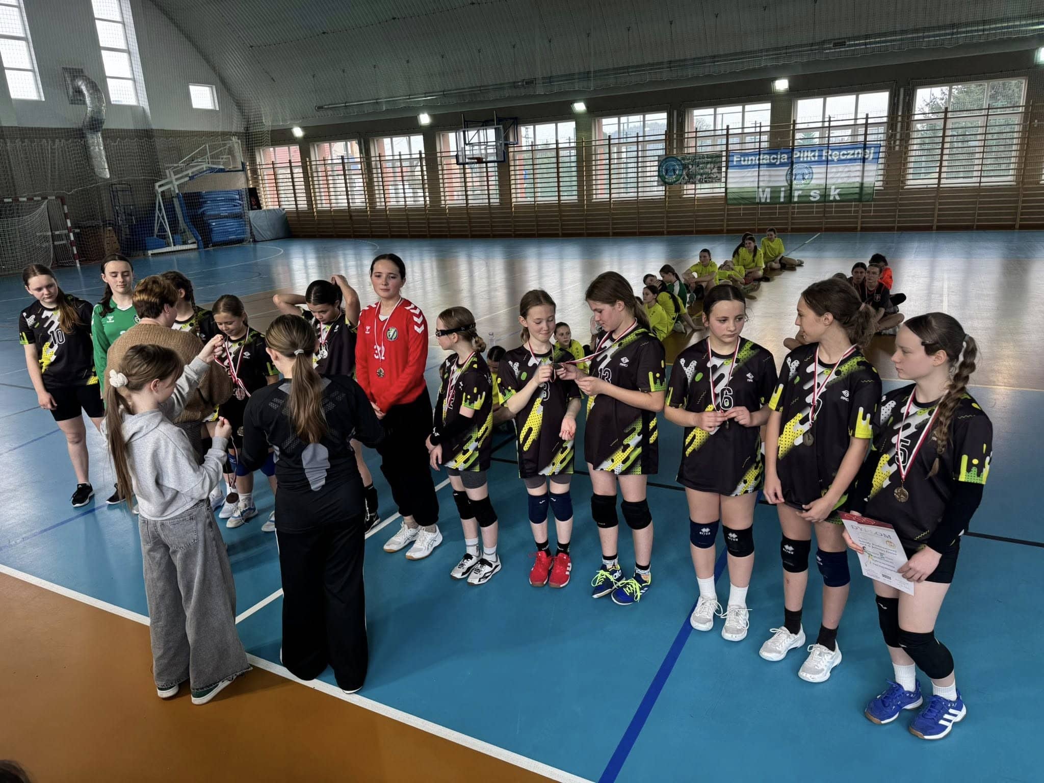 Nasze dziewczyny wicemistrzyniami strefy
