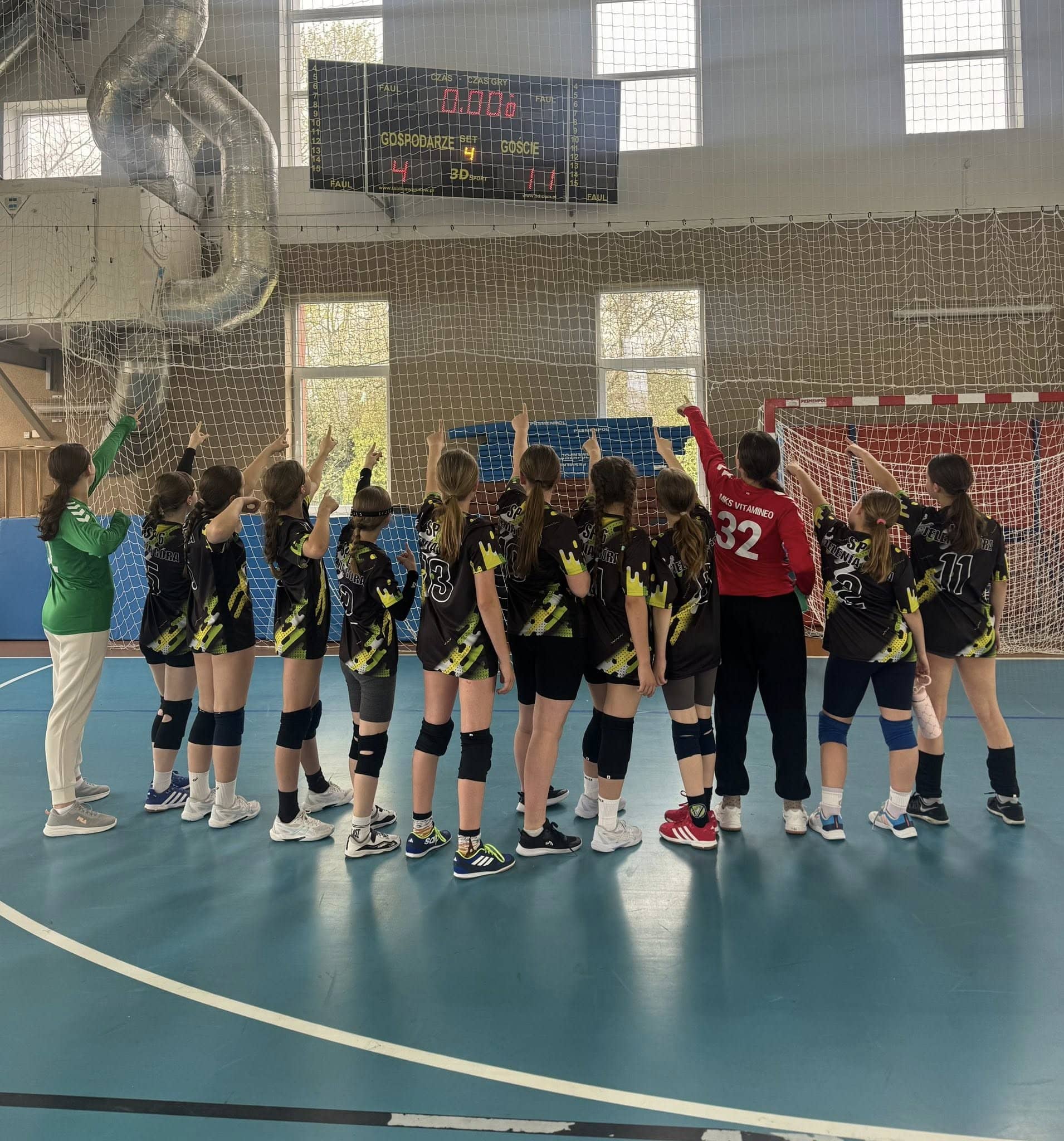 Nasze dziewczyny wicemistrzyniami strefy