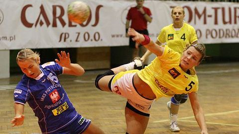 Anna Dyba w walce z Agatą Wypych.