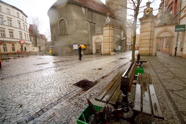 Grzmotnęły marcowe pioruny – alarm przeciwopowodziowy