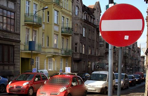 Szkoła jazdy na lewo