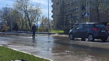 Pół Zabobrza pływa