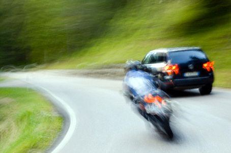Motocyklista złamał nogę, motocykl „wyparował”