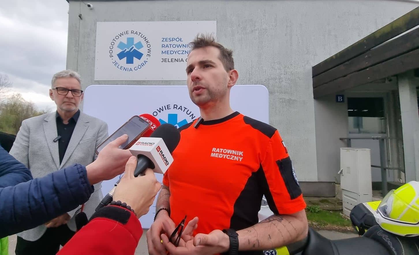 Motoambulans pogotowia wraca na drogi