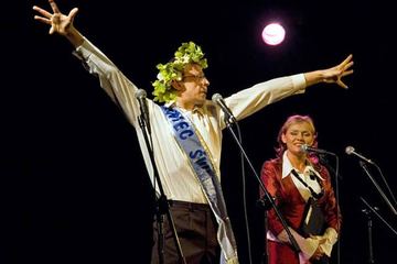Beczka śmiechu z „Wyrwigroszami” – hitem „Donald marzy”