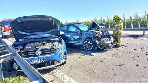 Mały karmbol z udziałem czterech samochodów