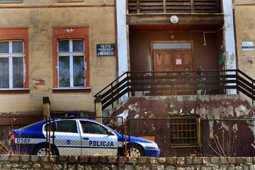 Nikt nie chce ruin byłego teatru