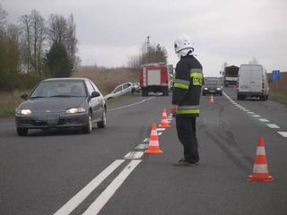 Wypadek przed Barcinkiem – są ranni