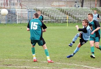Blamaż juniorów starszych Karkonoszy, młodsi nie przestraszyli się rywala